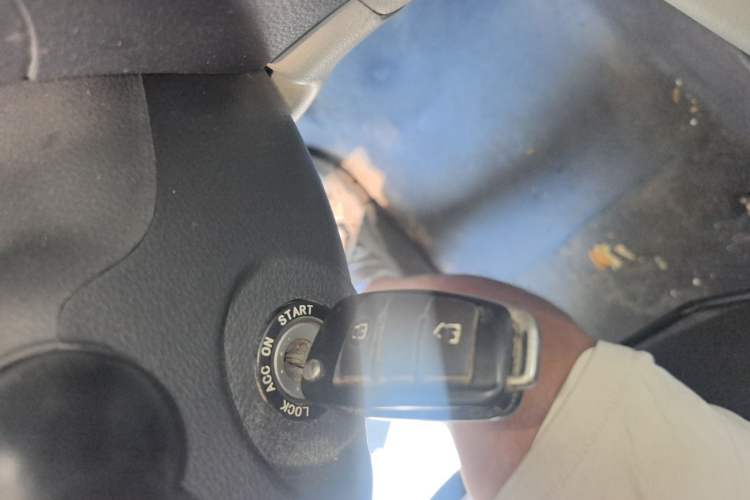 Used JAC Refine M3 2018 1.6L Express Edition 7-Seater Vehicle Key