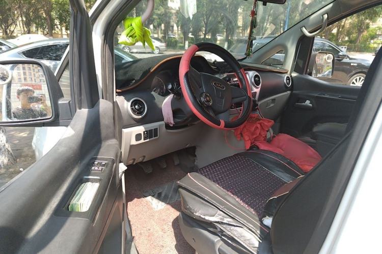 Used JAC Refine M3 2018 1.6L Express Edition 7-Seater Driver Seat