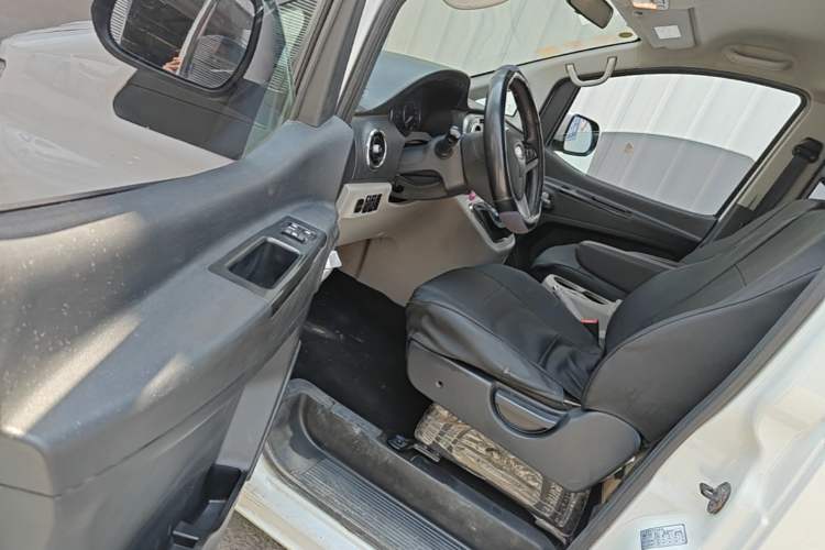 Used JAC Refine M3 2018 IKEA Edition 1.6L Luxury Smart Model Driver Seat