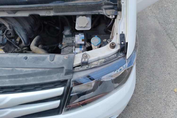 Used JAC Refine M3 2018 1.6L Express Edition 5-seater Engine Bay Left