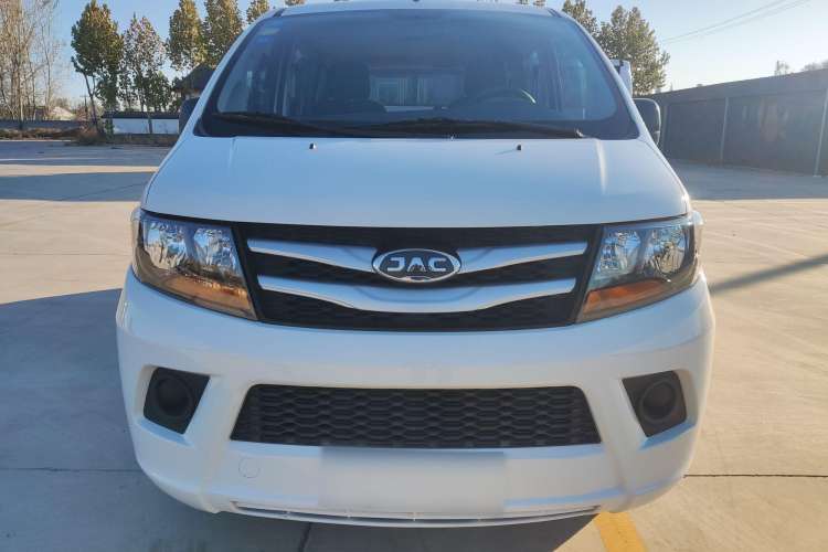 Used JAC Refine M3 2018 1.6L Express Edition 7-Seater Exterior 5