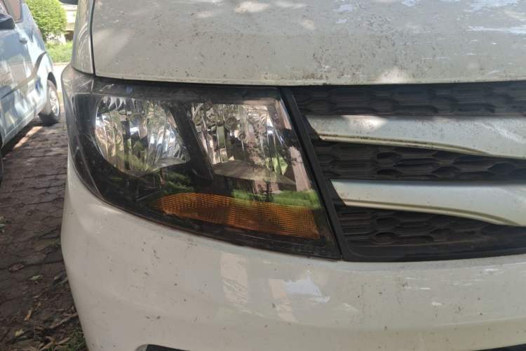 Used JAC Refine M3 2018 1.6L Express Edition 5-seater Exterior 6