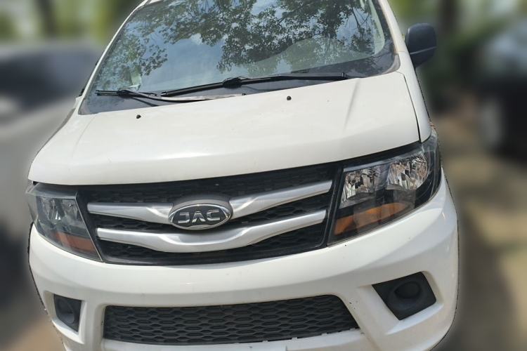 Used JAC Refine M3 2018 1.6L Express Edition 7-Seater Front