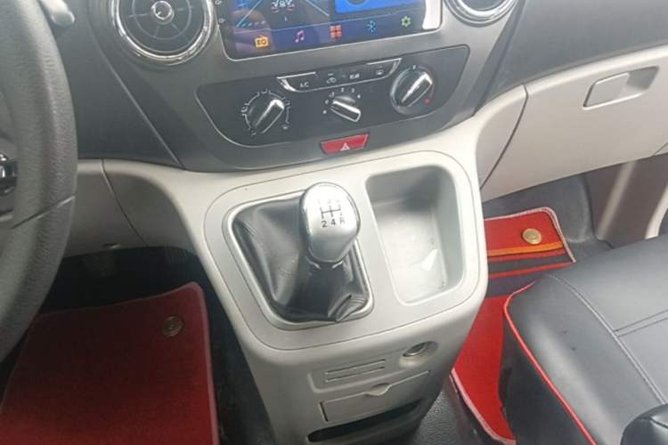 Used JAC Refine M3 2018 IKEA Edition 1.6L Luxury Model Gear Lever