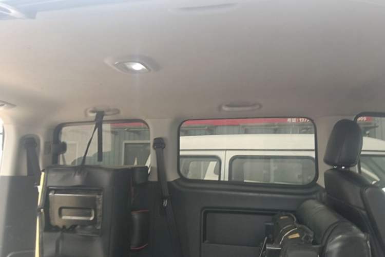 Used JAC Refine M3 2018 IKEA Edition 1.6L Luxury Model Headliner