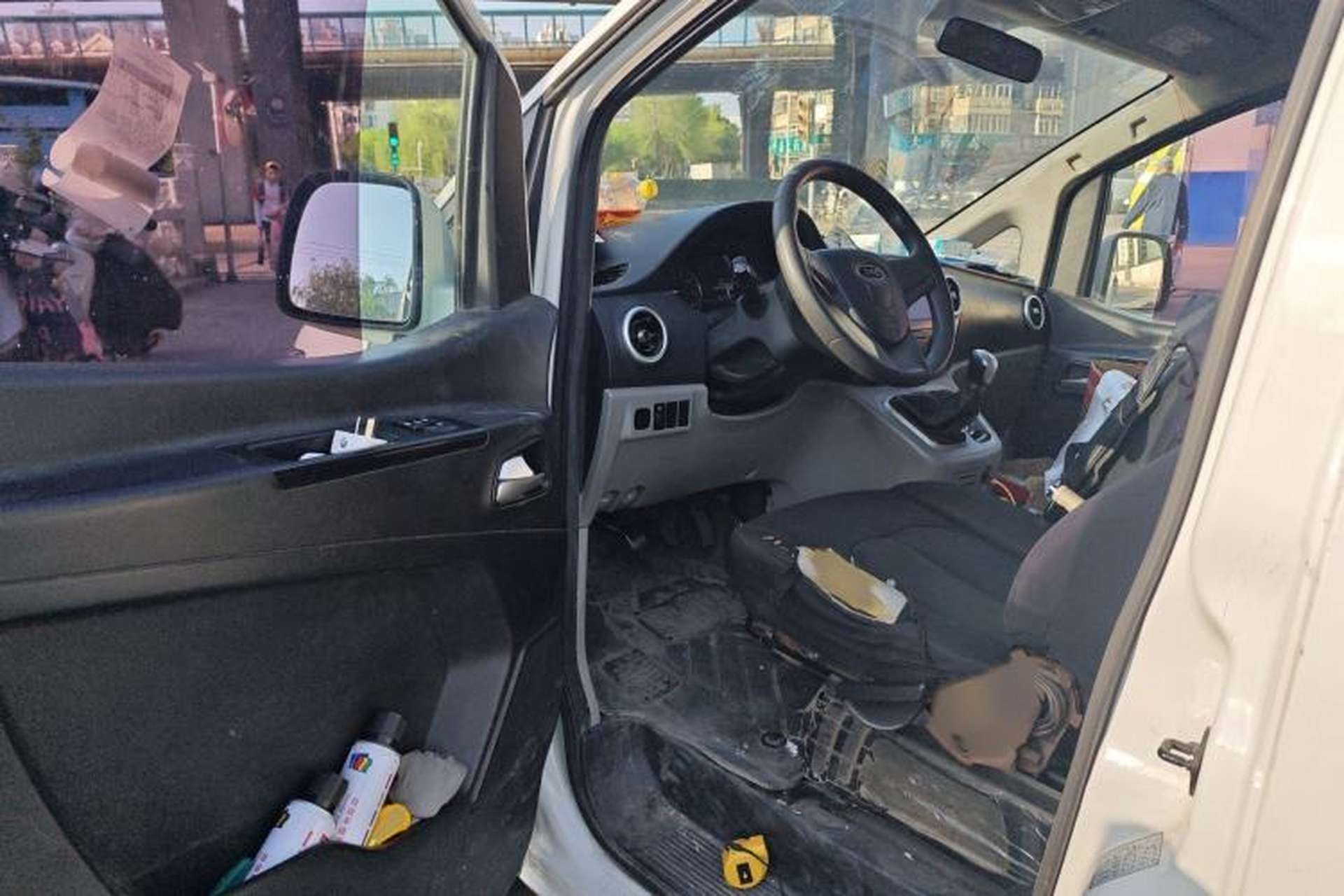Used JAC Refine M3 2018 1.6L Express Edition 7-Seater Interior 3