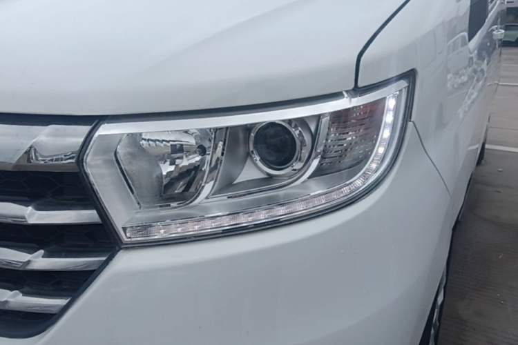 Used JAC Refine M3 2018 IKEA Edition 1.6L Luxury Model Left Front Headlight