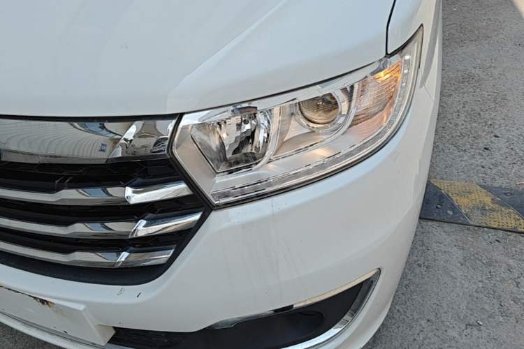 Used JAC Refine M3 2018 IKEA Edition 1.6L Luxury Smart Model Left Front Headlight