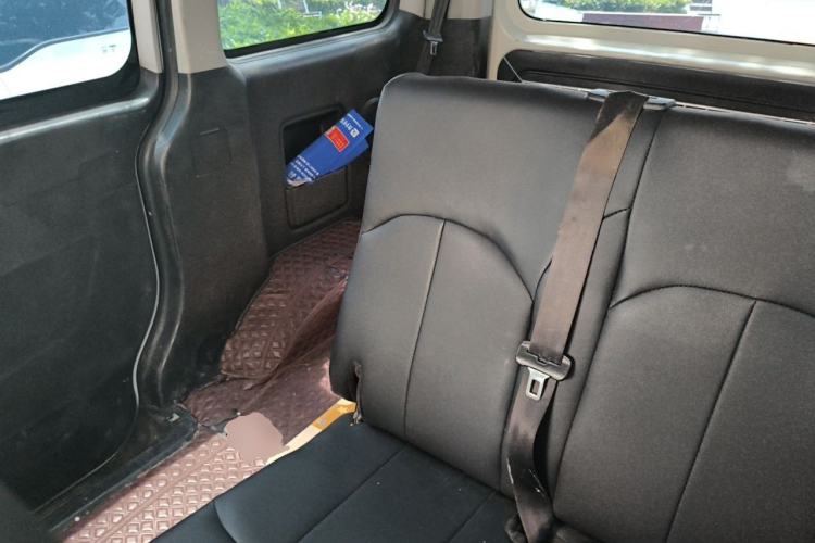 Used JAC Refine M3 2018 1.6L Express Edition 7-Seater Left Rear Seat