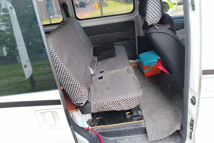 Used JAC Refine M3 2018 1.6L Express Edition 5-seater Left Rear Seat