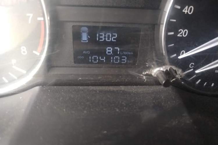 Used JAC Refine M3 2018 1.6L Express Edition 7-Seater Odometer Close Up