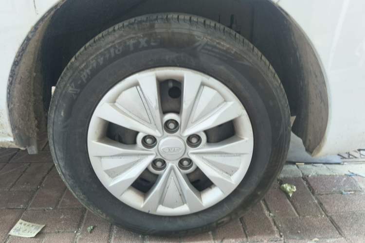 Used JAC Refine M3 2018 Creator Edition 1.6L Comfort Version Right Front Wheel Hub