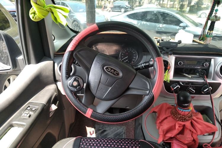 Used JAC Refine M3 2018 1.6L Express Edition 7-Seater Steering Wheel