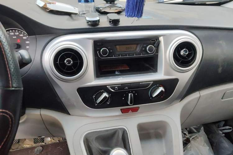 Used JAC Refine M3 2019 Creator Edition 1.8L Luxury Model Audio And AC Panel