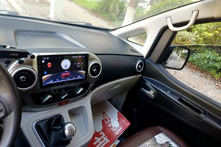 Used JAC Refine M3 2019 Creator Edition 1.8L Luxury Model Audio And AC Panel