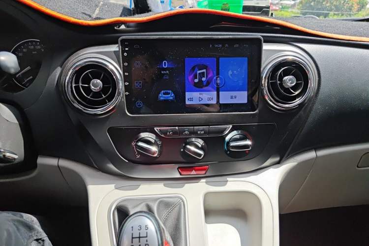 Used JAC Refine M3 2019 Creator Edition 1.8L Luxury Smart Version Audio And AC Panel