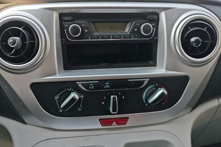 Used JAC Refine M3 2019 Creator Edition 1.8L Luxury Model Audio And AC Panel