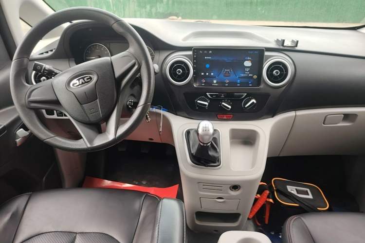 Used JAC Refine M3 2019 Creator Edition 1.8L Luxury Model Center Console