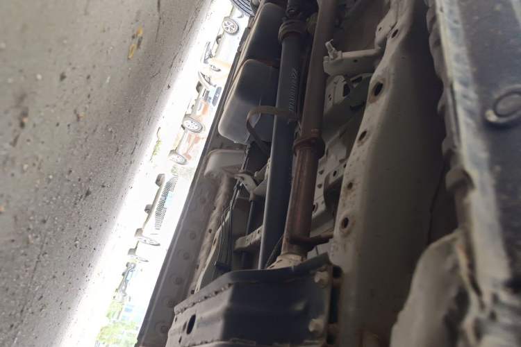 Used JAC Refine M3  Chassis Front Right