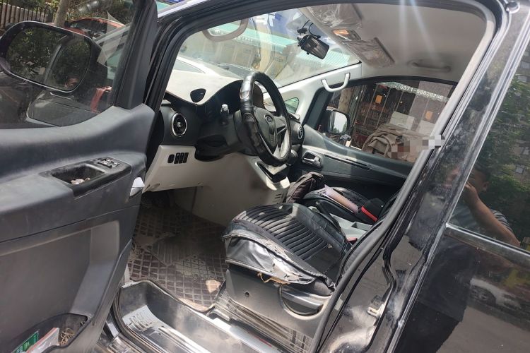 Used JAC Refine M3 2019 PLUS IKEA Edition 1.8L Luxury Model Driver Seat