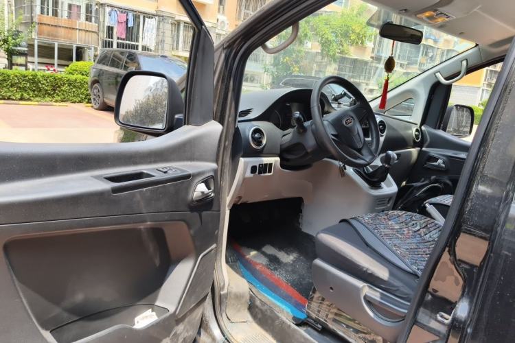 Used JAC Refine M3 2019 PLUS Maker Edition 1.8L Luxury Model Driver Seat
