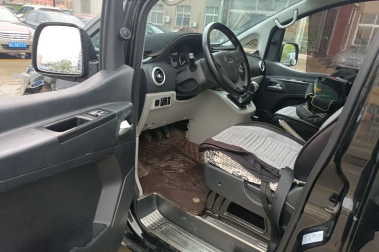 Used JAC Refine M3 2019 Creator Edition 1.8L Luxury Model Driver Seat