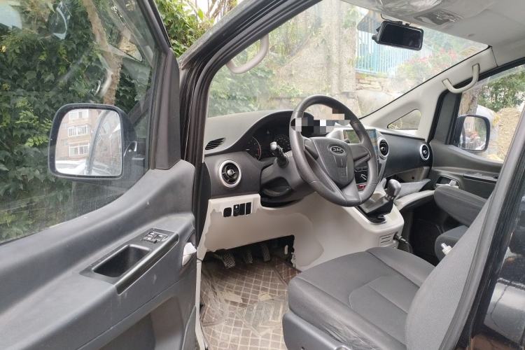 Used JAC Refine M3 2019 PLUS Maker Edition 1.8L Luxury Model Driver Seat