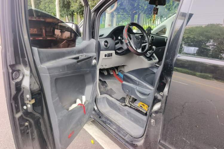 Used JAC Refine M3 2019 IKEA Edition 1.6L Luxury Smart Model Driver Seat