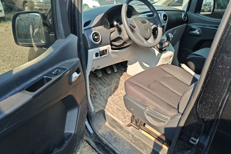 Used JAC Refine M3 2019 Creator Edition 1.8L Luxury Model Driver Seat