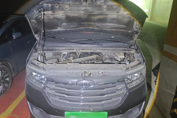 Used JAC Refine M3 2019 PLUS IKEA Edition 1.8L Luxury Model Engine Bay