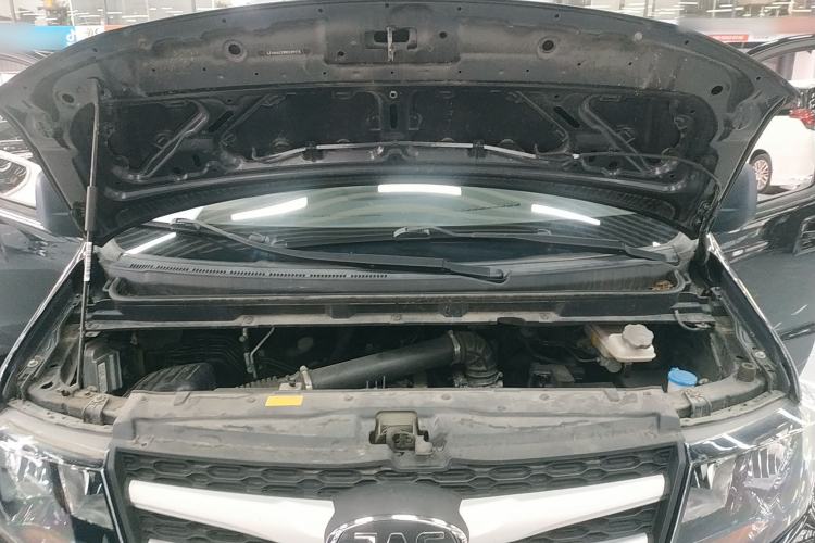 Used JAC Refine M3 2019 Creator Edition 1.8L Luxury Model Engine Bay