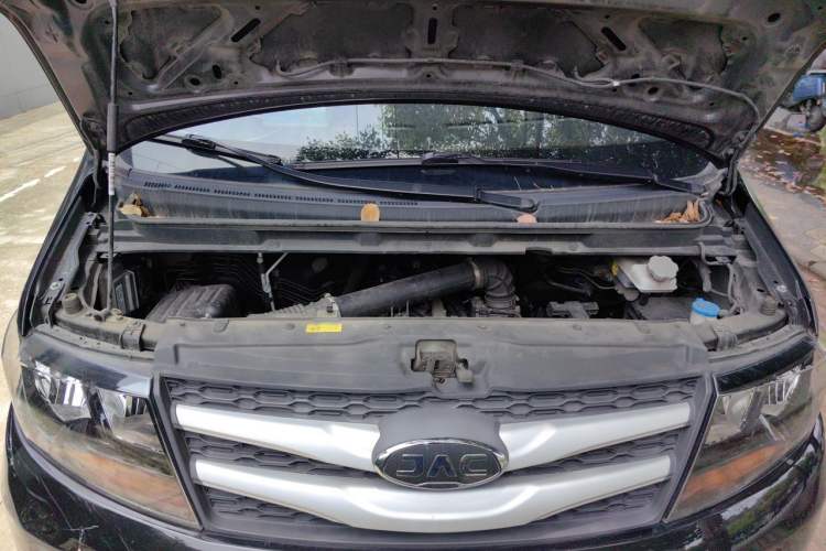 Used JAC Refine M3 2019 1.8L 5-Seater Express Edition Engine Bay