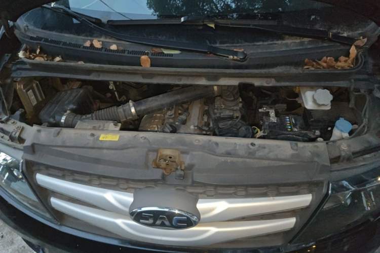 Used JAC Refine M3 2019 1.8L 5-Seater Express Edition Engine Bay