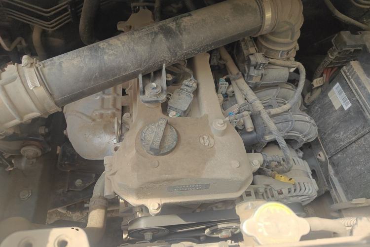 Used JAC Refine M3 2019 1.8L 5-Seater Express Edition Engine Bay