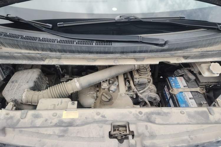 Used JAC Refine M3 2019 Creator Edition 1.8L Luxury Model Engine Bay