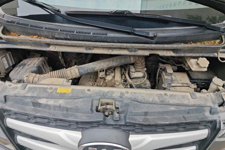 Used JAC Refine M3 2019 Creator Edition 1.8L Luxury Model Engine Bay