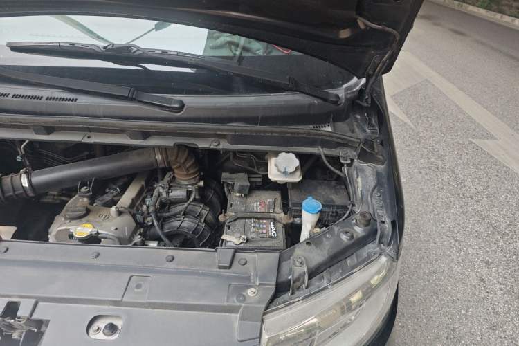 Used JAC Refine M3 2019 IKEA Edition 1.8L Luxury Model Engine Bay Left