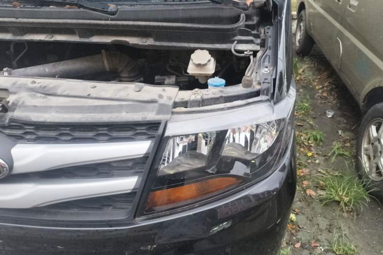 Used JAC Refine M3 2019 PLUS Maker Edition 1.8L Luxury Model Engine Bay Left