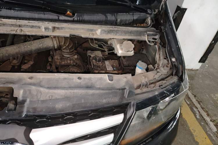 Used JAC Refine M3 2019 1.8L 5-Seater Express Edition Engine Bay Left