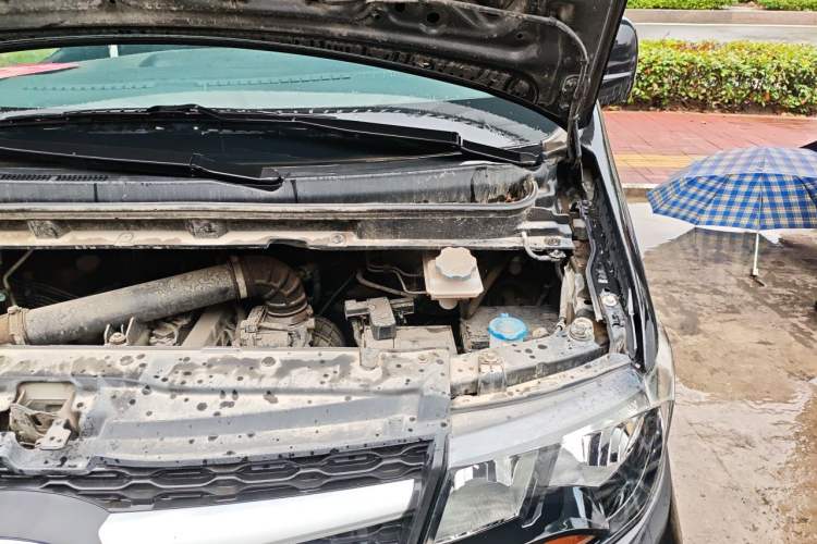 Used JAC Refine M3 2019 1.8L 5-Seater Express Edition Engine Bay Left