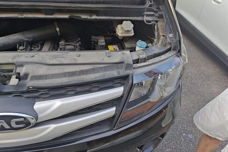 Used JAC Refine M3 2019 PLUS Maker Edition 1.8L Luxury Model Engine Bay Left