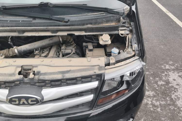 Used JAC Refine M3 2019 PLUS Maker Edition 1.8L Luxury Model Engine Bay Left