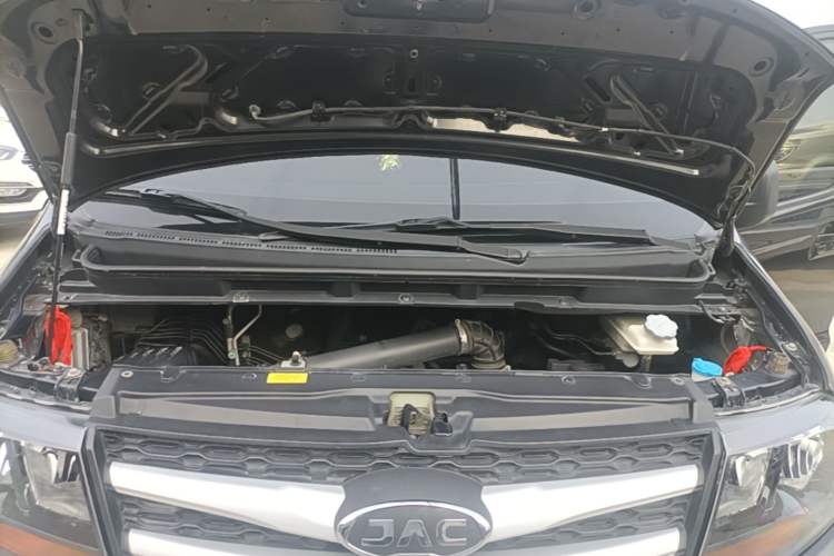 Used JAC Refine M3 2019 PLUS Maker Edition 1.8L Luxury Model Engine Bay