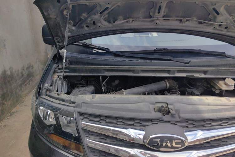 Used JAC Refine M3 2019 PLUS Maker Edition 1.8L Luxury Model Engine Bay Right