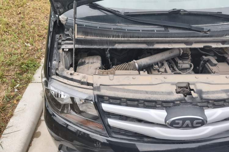 Used JAC Refine M3 2019 PLUS Maker Edition 1.8L Luxury Model Engine Bay Right