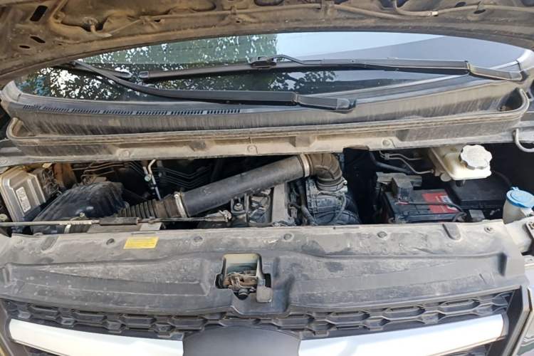 Used JAC Refine M3 2019 Creator Edition 1.8L Luxury Model Engine Bay