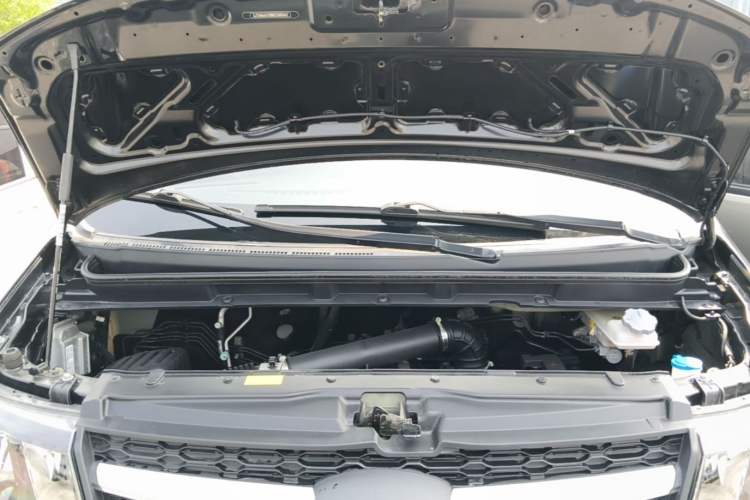 Used JAC Refine M3 2019 PLUS Maker Edition 1.8L Luxury Model Engine Bay