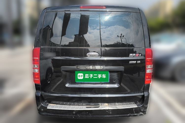 Used JAC Refine M3 2019 PLUS IKEA Edition 1.8L Luxury 9-Seater Exterior 4