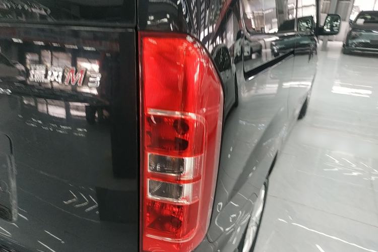 Used JAC Refine M3 2019 Creator Edition 1.8L Luxury Model Exterior 6