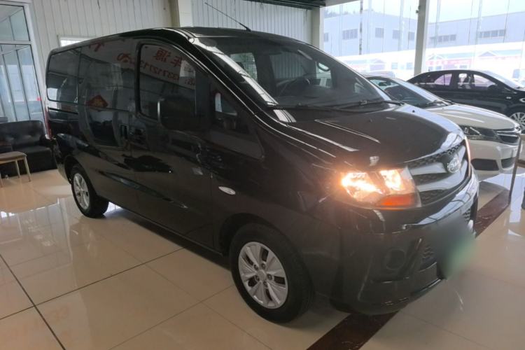 Used JAC Refine M3 2019 Creator Edition 1.8L Luxury Model Front Right 45 Deg